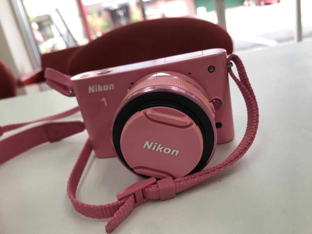 Nikon 1 J1 ミラーレス一眼カメラ