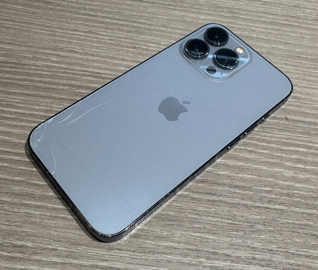 SIMロック解除(docomo) iPhone13Pro 256GB シエラブルー MLUU3J/A