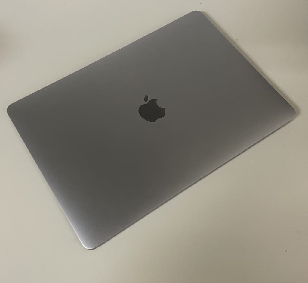 Apple MacBook Pro 13インチ 2019 A2159