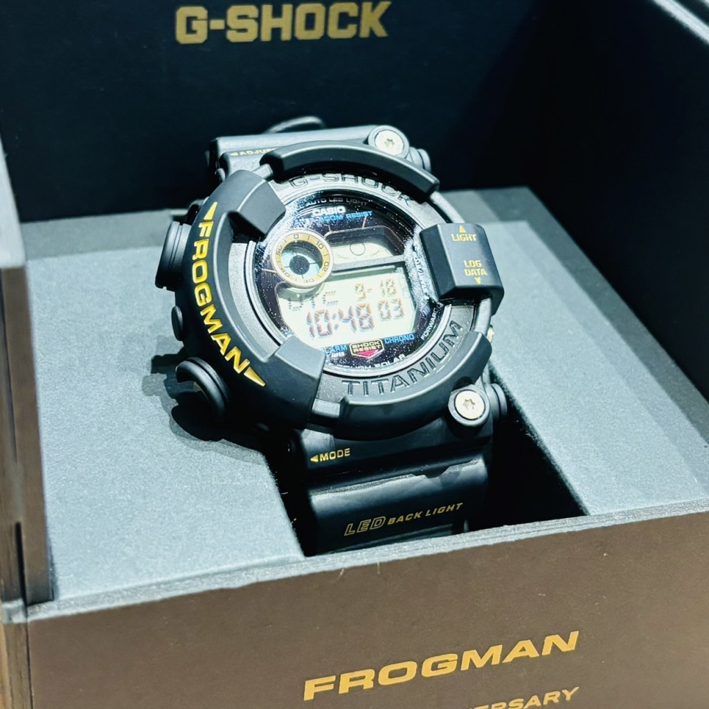 カシオ G-SHOCK フロッグマン 30周年記念モデル GW-8230B-9AJR