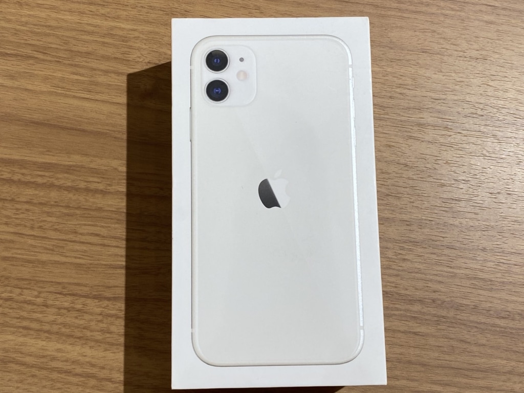 SIMロック解除(au)iPhone11 128GB ホワイト MWM22J/A