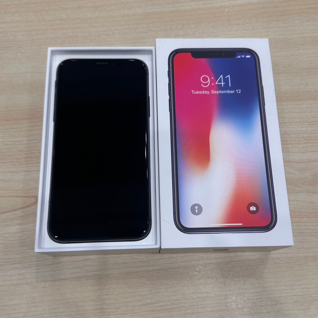 SIMロック解除(docomo) iPhoneX 256GB スペースグレイ MQC12J/A