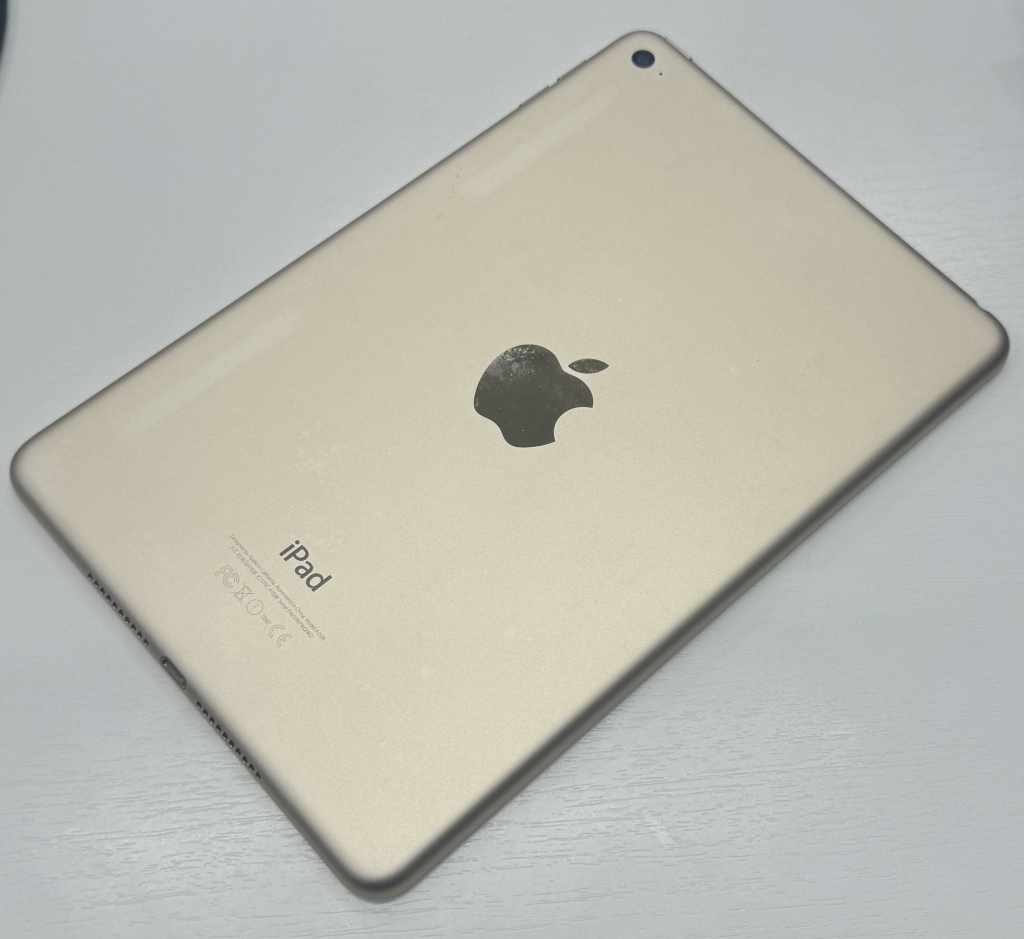 Apple iPad mini4 16GB Wi-Fiモデル MK6L2J/A