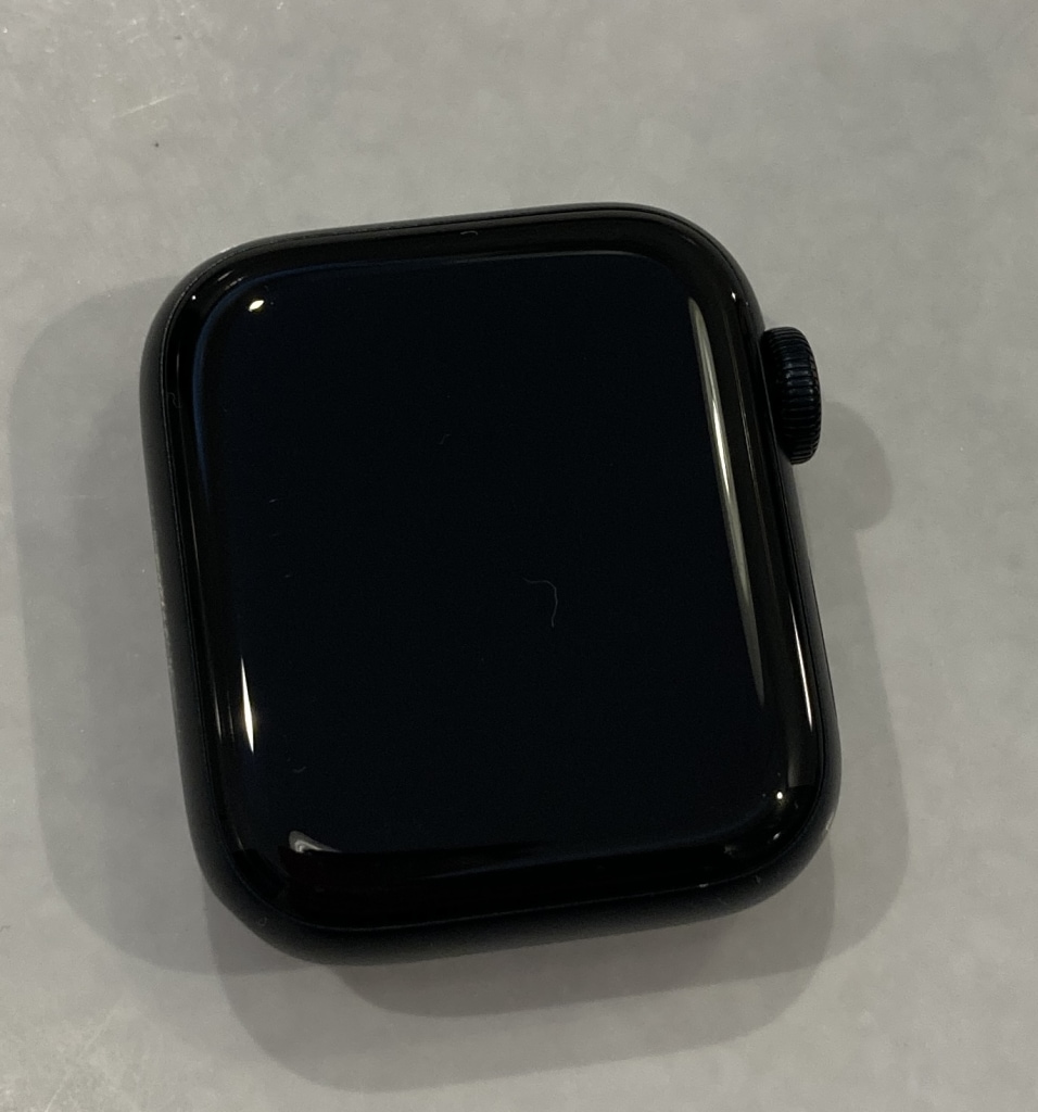 Apple Watch SE (第2世代) 40mm GPS+Cellularモデル MNQ83J/A