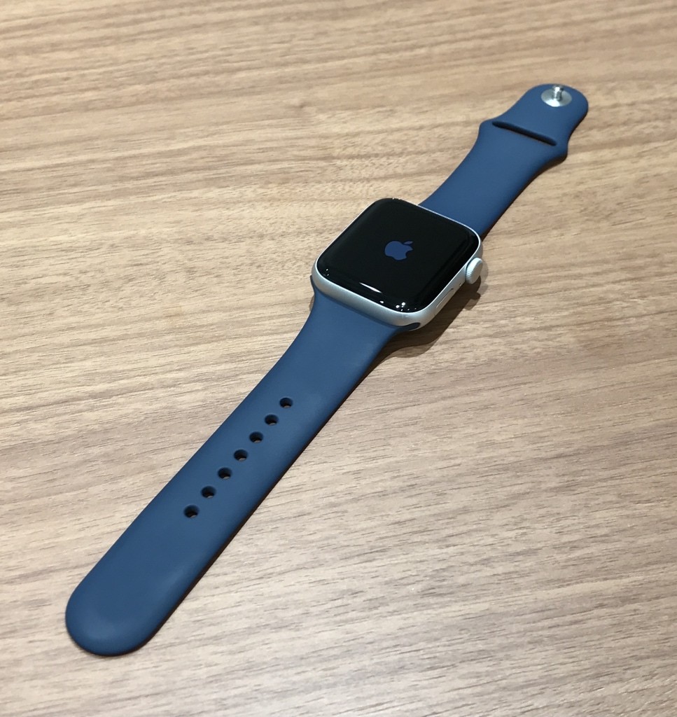 Apple Watch SE 第2世代 GPSモデル MREC3J/A