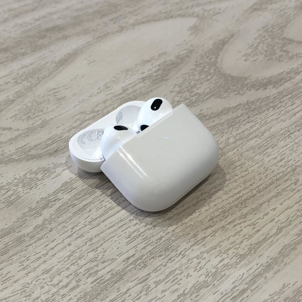 Apple AirPods 第3世代 MME73J/A