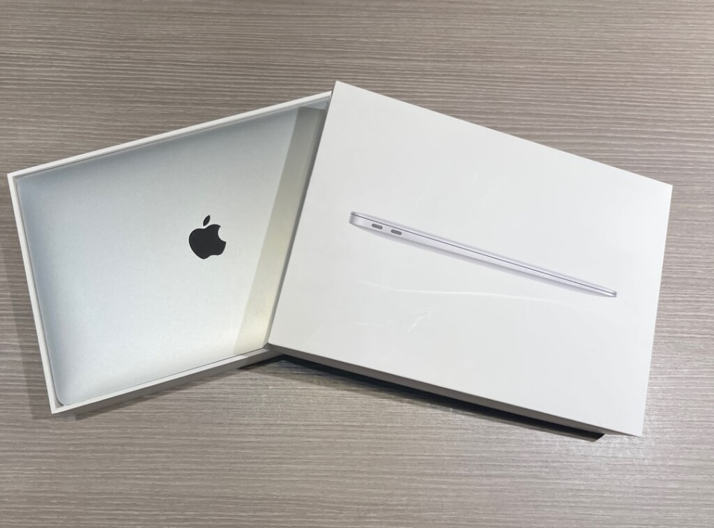 MacBook Air A2337 ( M1 /16GB/ 256GB) 2020年モデル