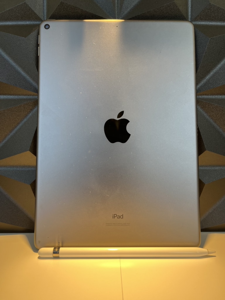 iPad Air 第3世代 Wi-Fi 256GB スペースグレイ MUUQ2J/A