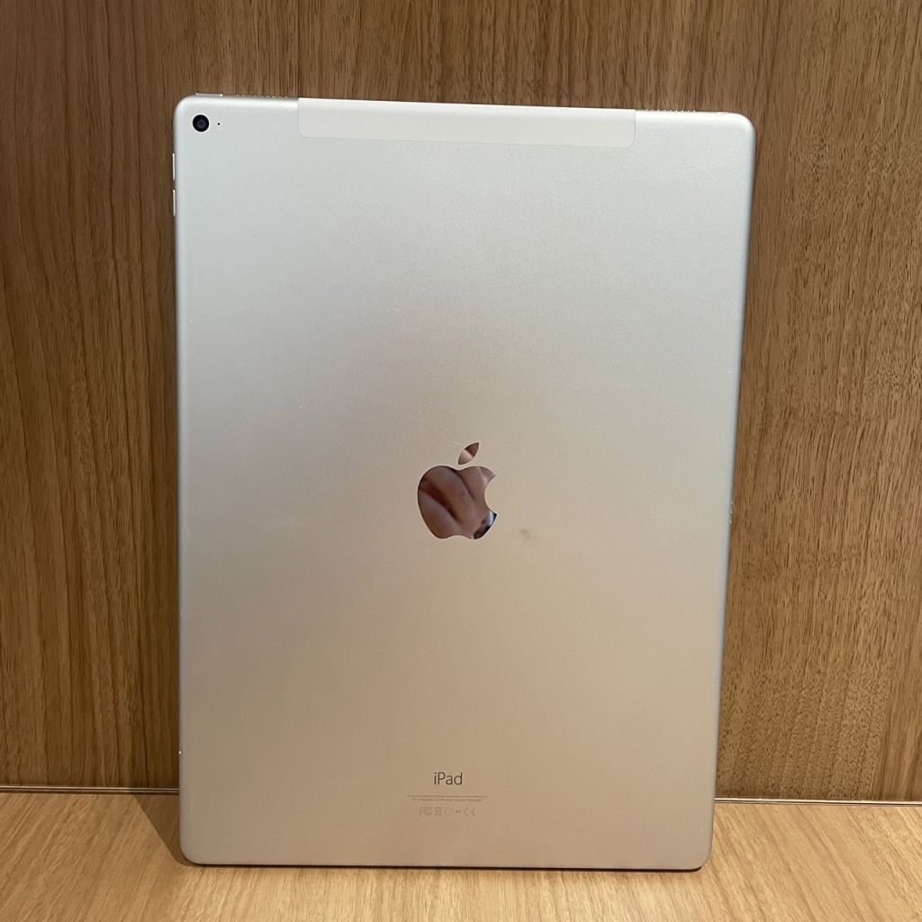 SIMロック解除(docomo) iPad Pro Wi-Fi+Cellular 256GB ML2M2J/A