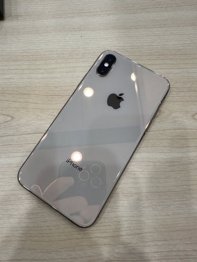 SIMロック解除（softbank） iPhoneXS 64GB ゴールド MTAY2J/A