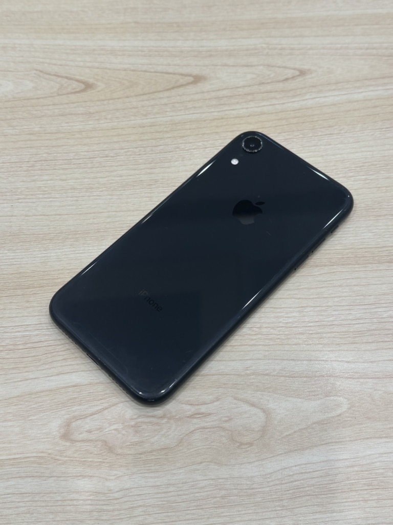 docomo/SIMロック解除済み iPhoneXR 64GB ブラック MT002J/A