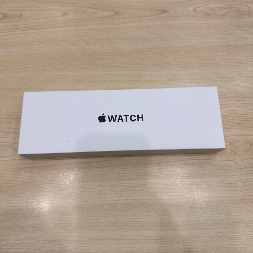 Apple Watch SE2 44mm GPSモデル シルバーアルミニウムケース MRW03J/A