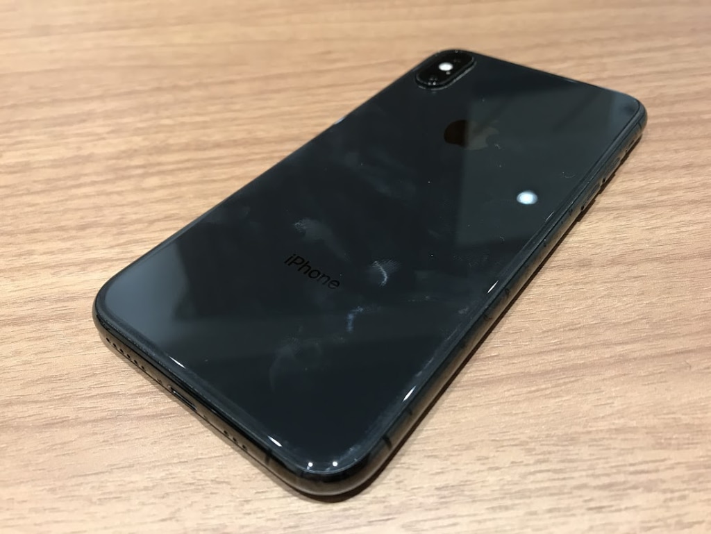 SIMロック解除(docomo)iPhoneXS 256GB スペースグレイ MTE02J/A