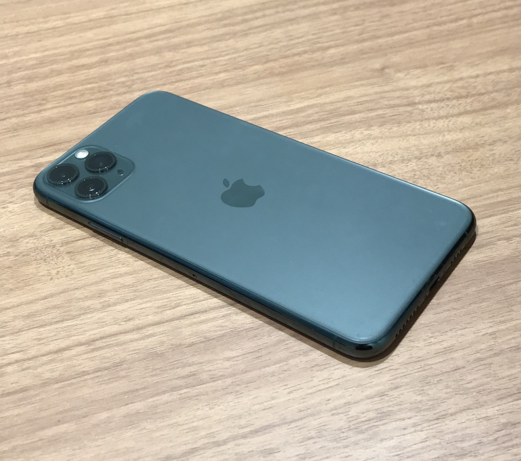 広島本店｜iPhone買取｜端末買取｜au iPhone11ProMAX 64GB ミッドナイトグリーン MWHH2J/A 買取実績