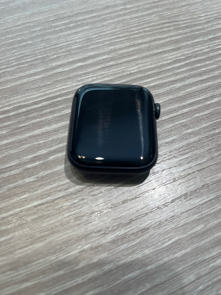 Apple Watch SE 第2世代 GPSモデル 44mm MRE73J/A