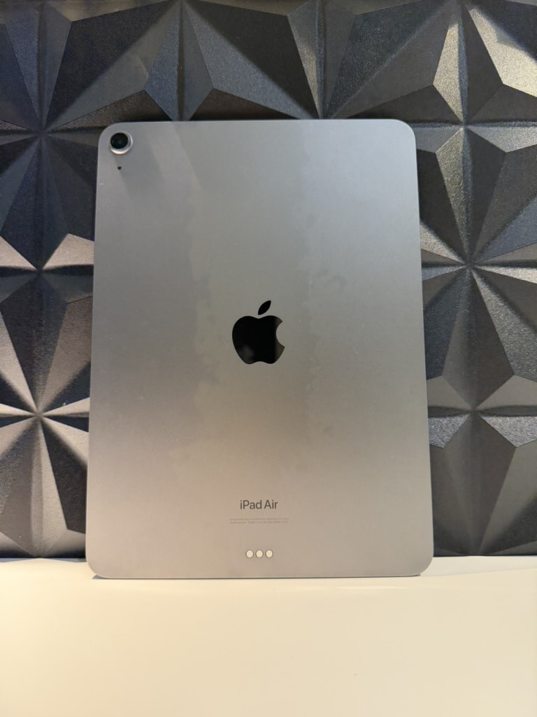 iPad Air 第5世代 Wi-Fiモデル 64GB スペースグレイ MM9C3J/A