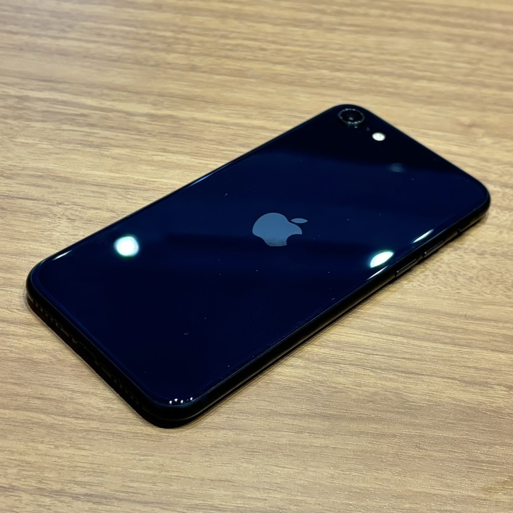 iPhoneSE3 64GB ミッドナイト MMYC3J/A