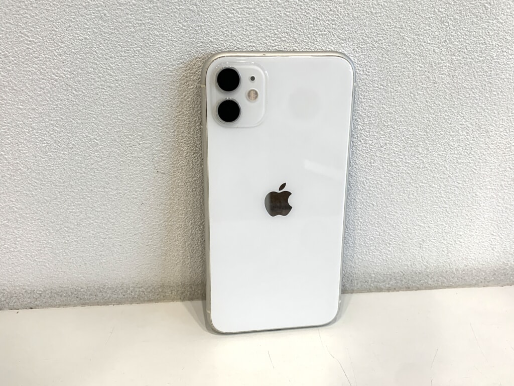 SIMロック解除(Softbank)iPhone11 64GB ホワイト MWLU2J/A