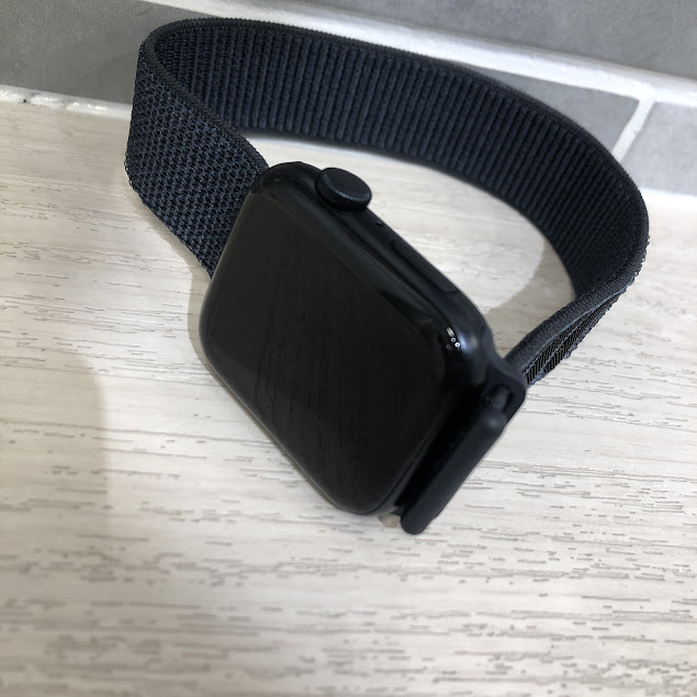 Apple Watch SE 第2世代 GPSモデル 44mm MXEP3J/A