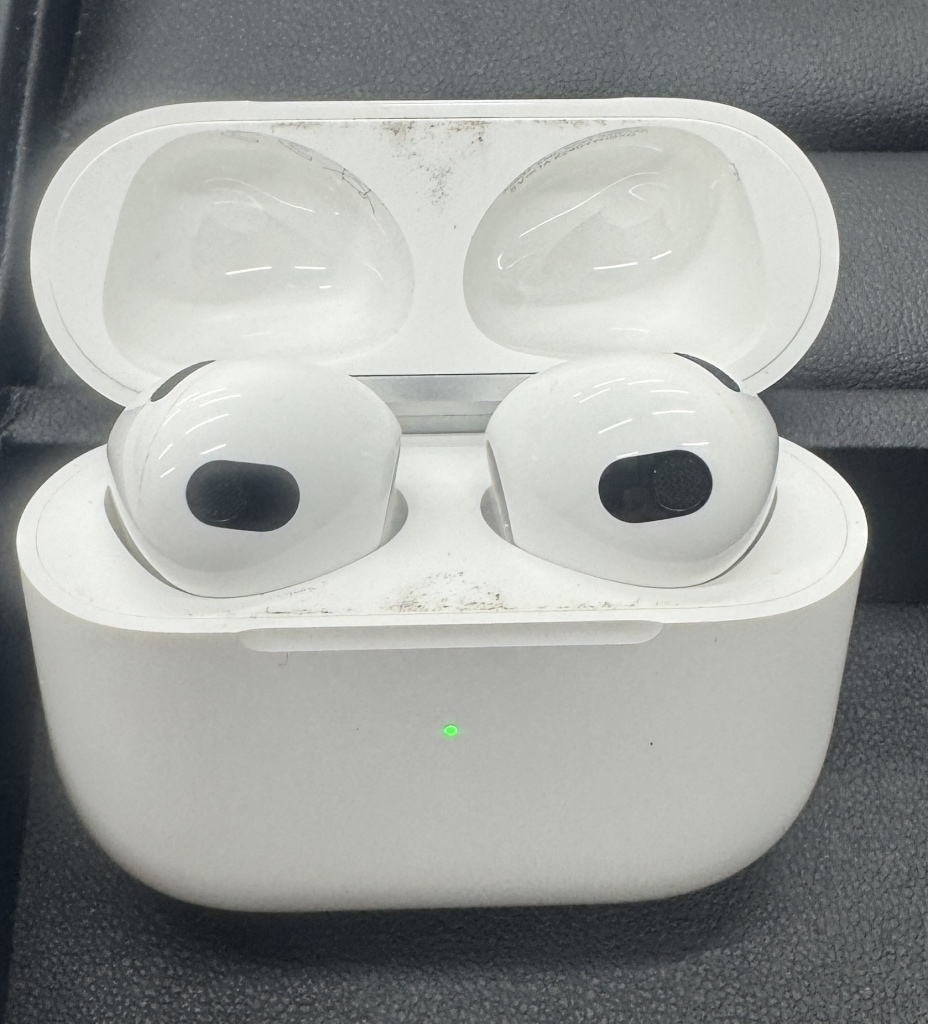 AirPods (第3世代) MPNY3J/A