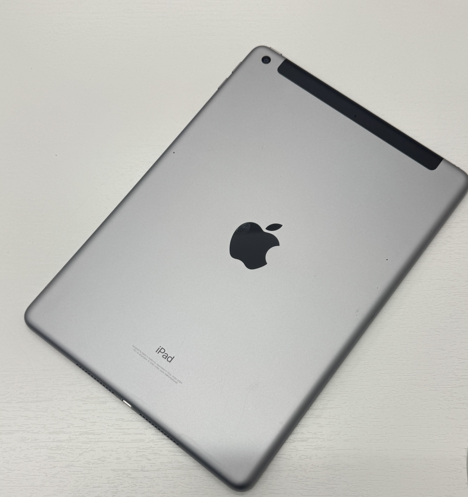 Softbank/SIMロック解除済 iPad 第6世代 Cellular 32GB スペースグレイ MR6N2J/A