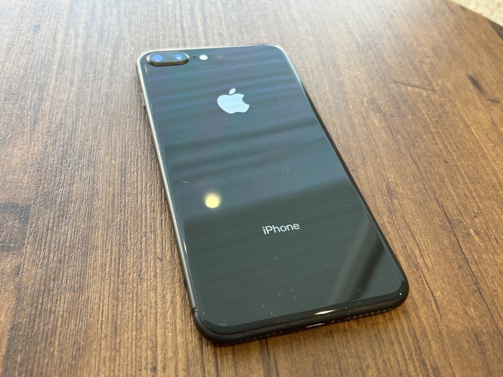 SIMロック解除済（docomo） iPhone8Plus 64GB スペースグレイ MQ9K2J/A