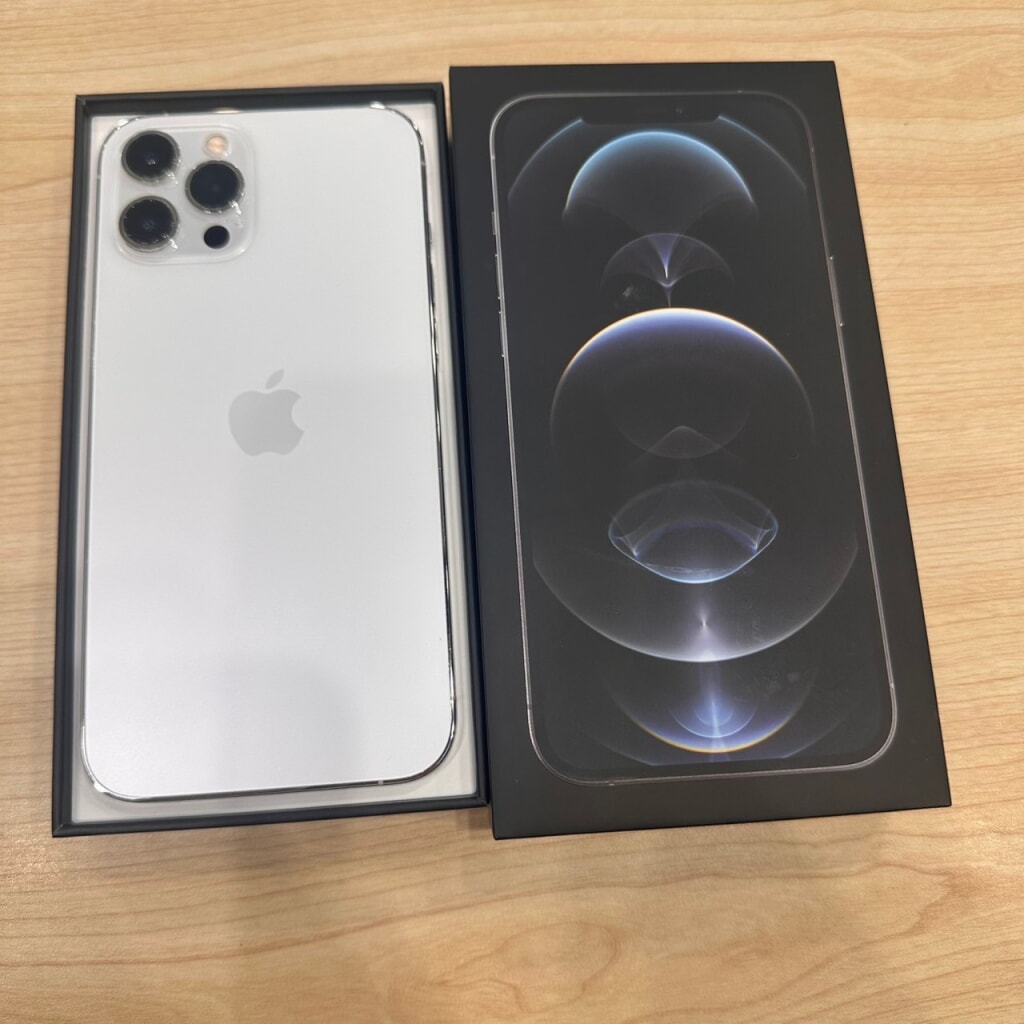 国内版SIMフリー iPhone12ProMAX 256GB シルバー MGD03J/A