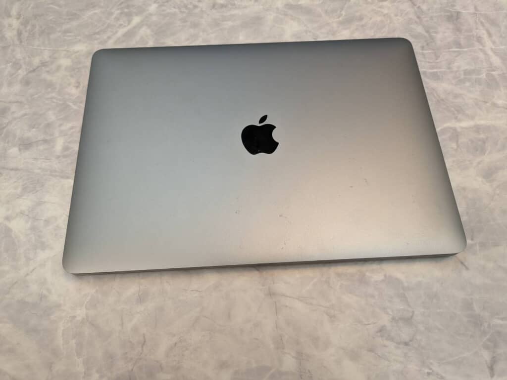 Apple MacBook Air 13インチ M1 2020 8GB 512GB A2337