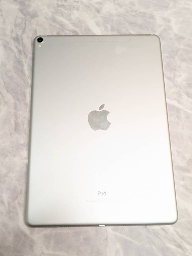 SIMロック解除(au) iPadPro 10.5インチ Cellular 256GB シルバー MPHH2J/A