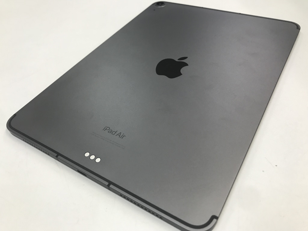 SIMロック解除(docomo)iPad Air 第5世代 10.9インチ スペースグレイ Wi-Fi+Cellular MM713J/A