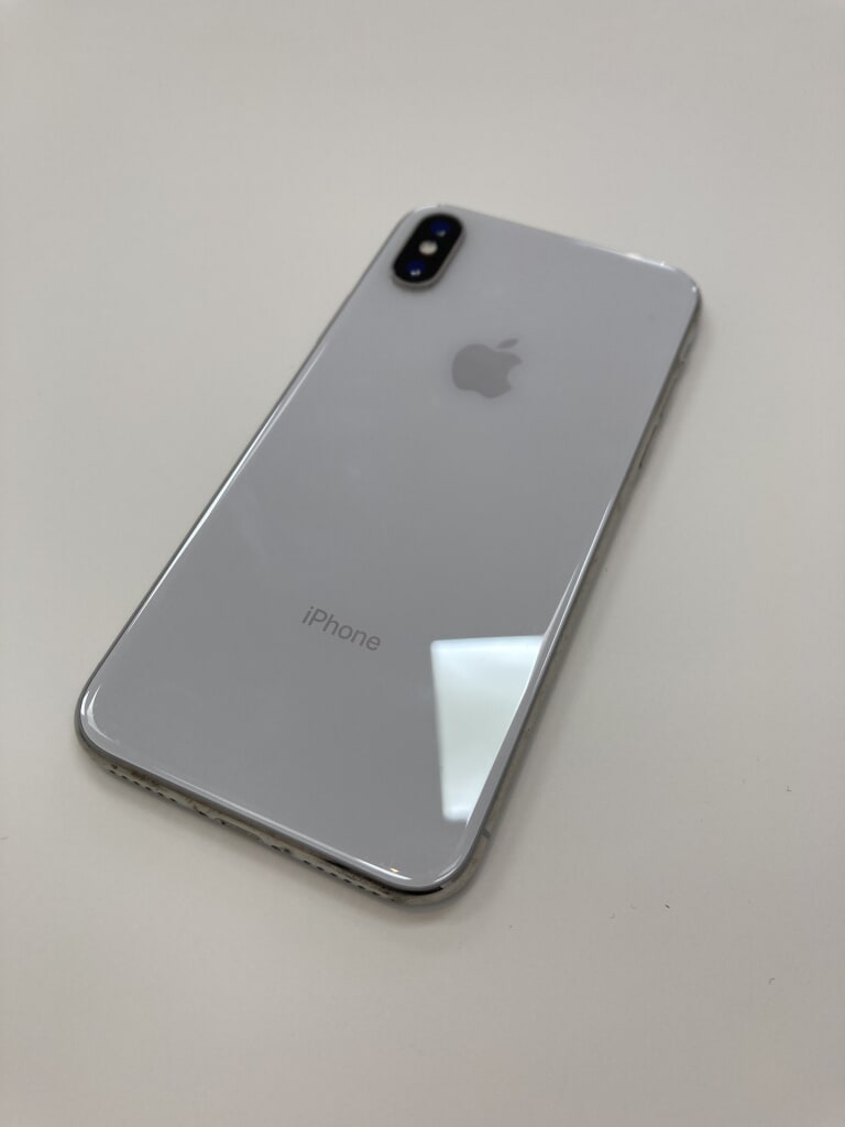 iPhoneX 64GB シルバー NQAY2J/A