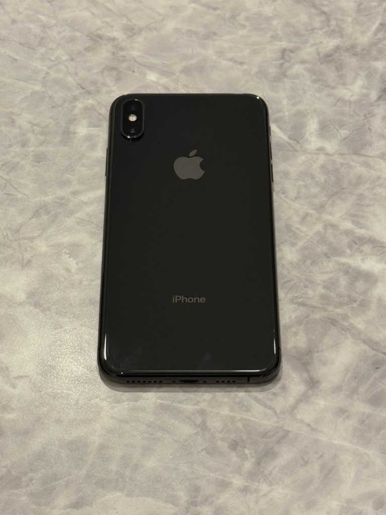 SIMロック解除(docomo)iPhone XS Max 256GB スペースグレイ MT6U2J/A