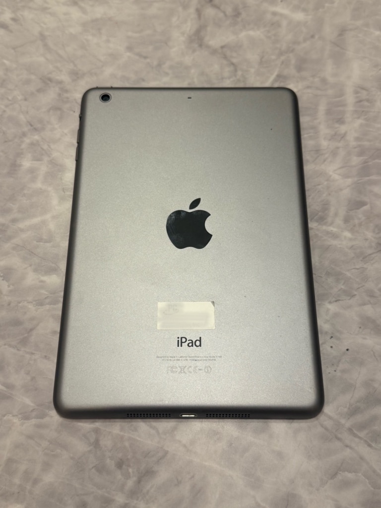 Apple iPad mini 2 Wi-Fiモデル 128GB ME856J/A スペースグレイ