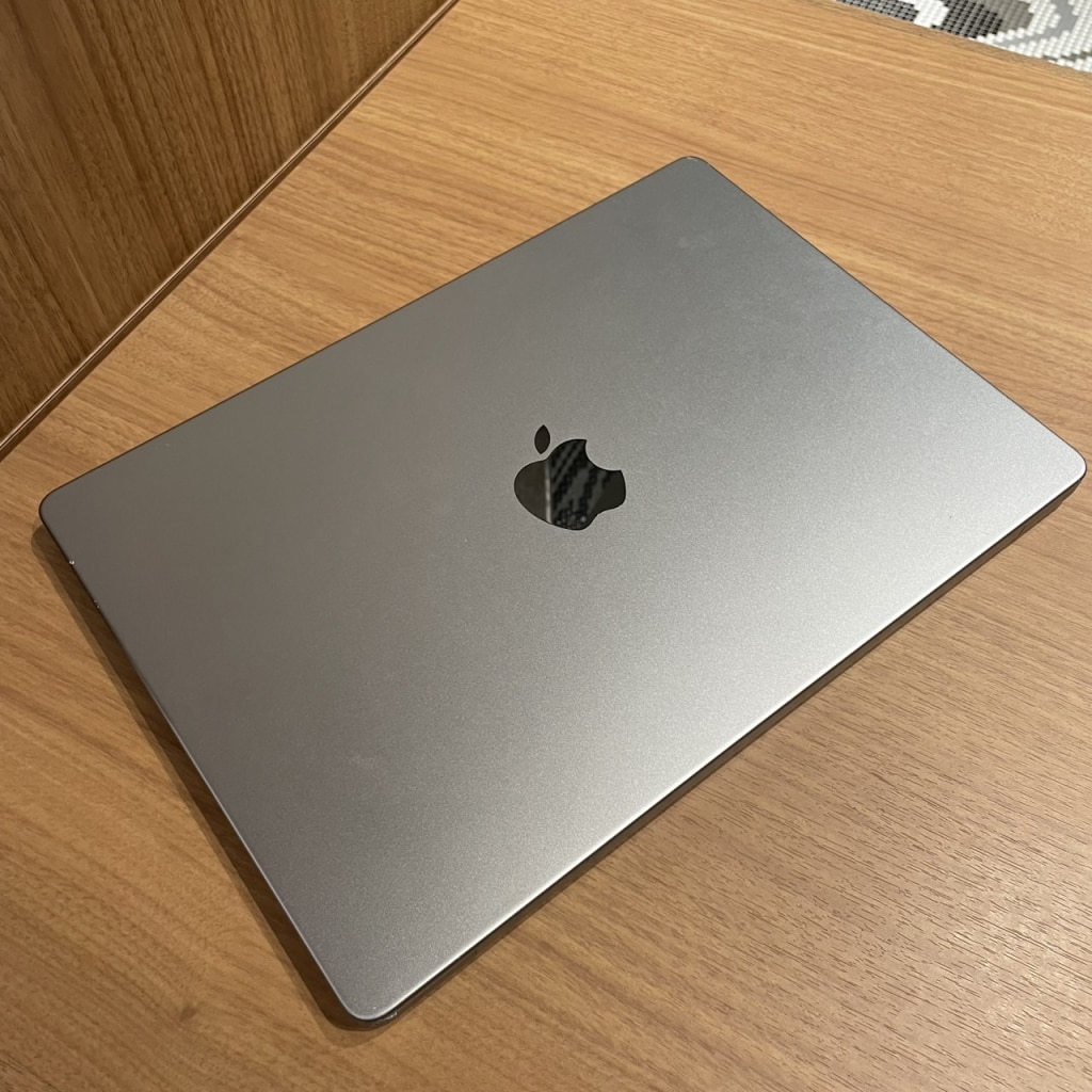 MacBook Pro 14インチ 2023 M2 Pro 16GB SSD512GB A2779