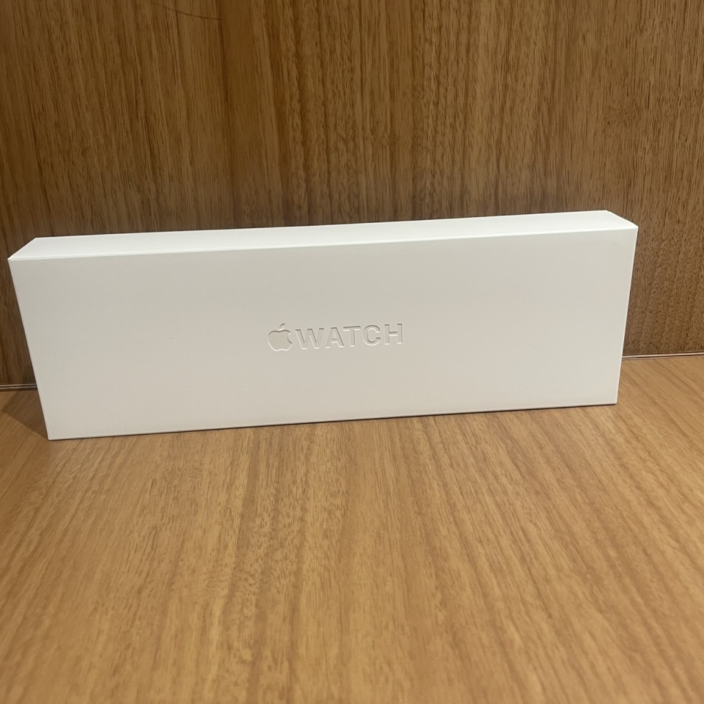 Apple Watch Series10 46mm GPSモデル シルバーアルミニウムケース/ブラックスポーツバンド MWX03J/A