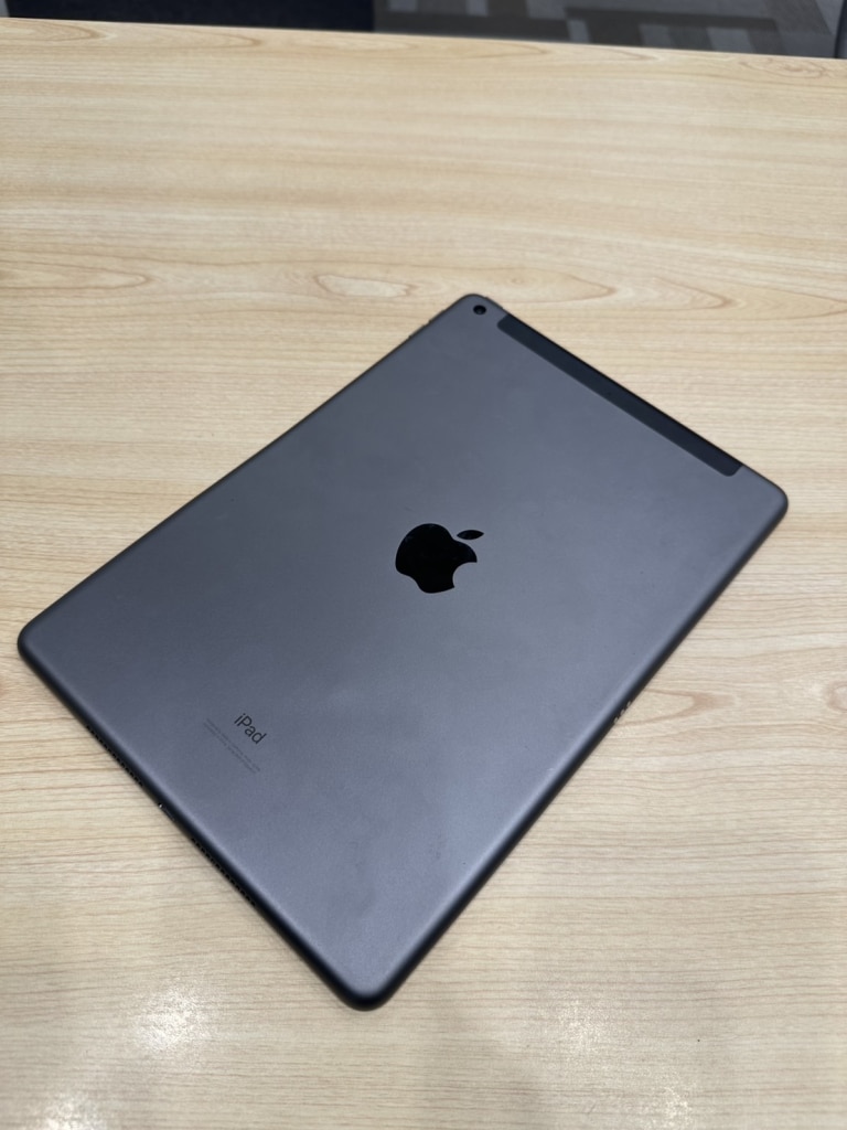 Apple iPad 第7世代 ジャンク