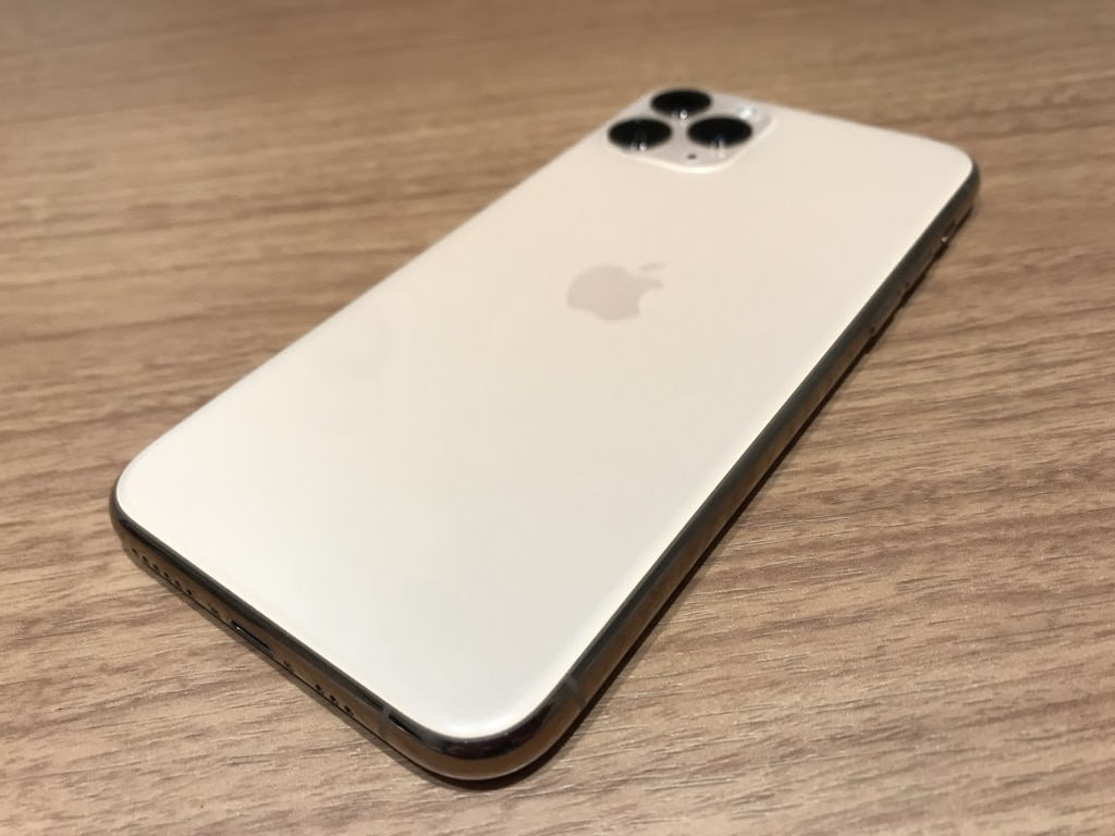 SIMロック解除(docomo)iPhone11Pro 64GB ゴールド MWC52J/A