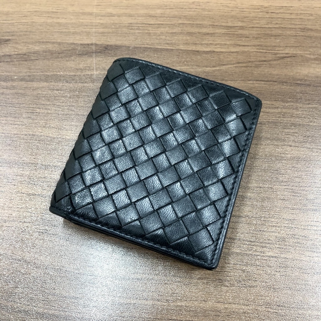 ボッテガヴェネタ イントレチャート コンパクトウォレット