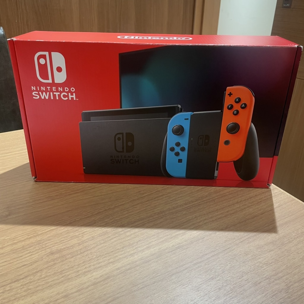 任天堂 Switch 2019年 ネオンブルー・ネオンレッド HAD-S-KABAA