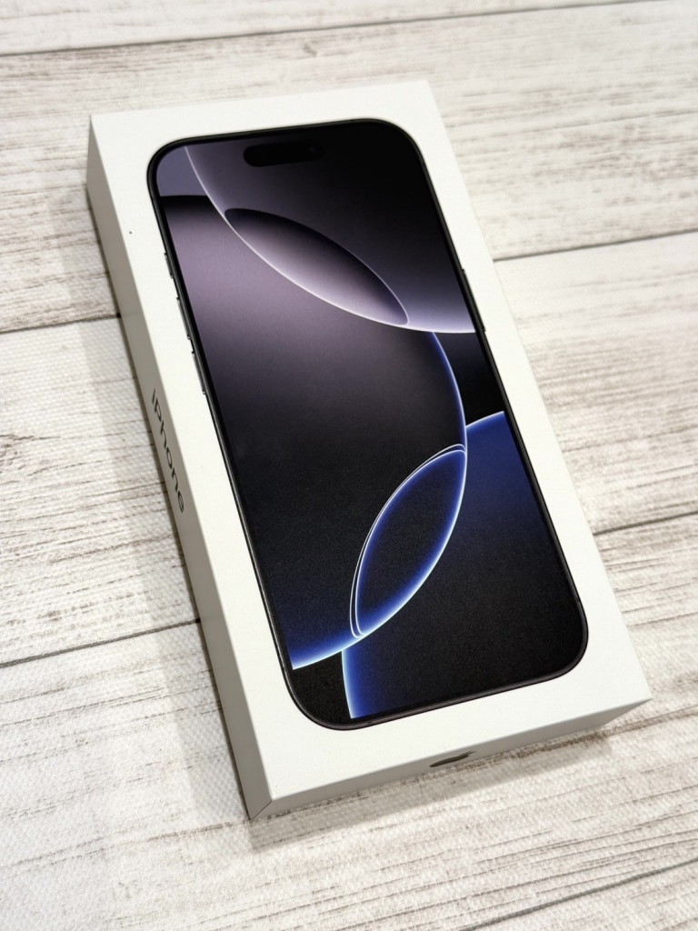 iPhone16Pro 512GB ブラックチタニウム MYN43J/A