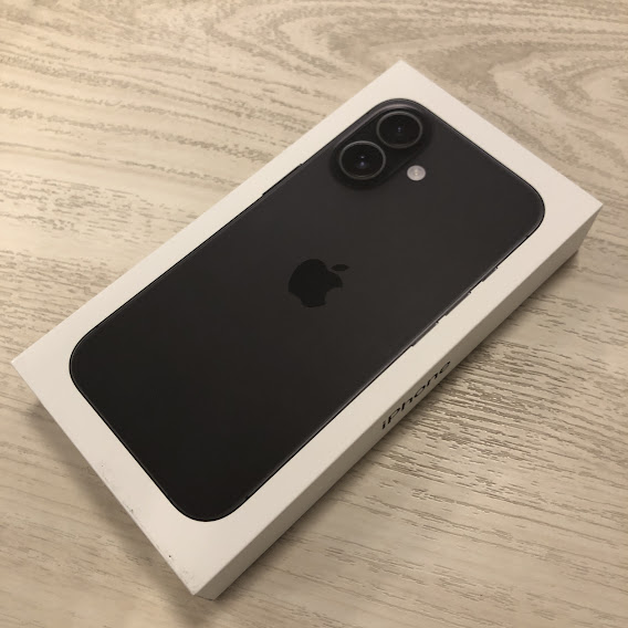 SIMロック解除(Softbank) iPhone16 128GB ブラック MYDQ3J/A