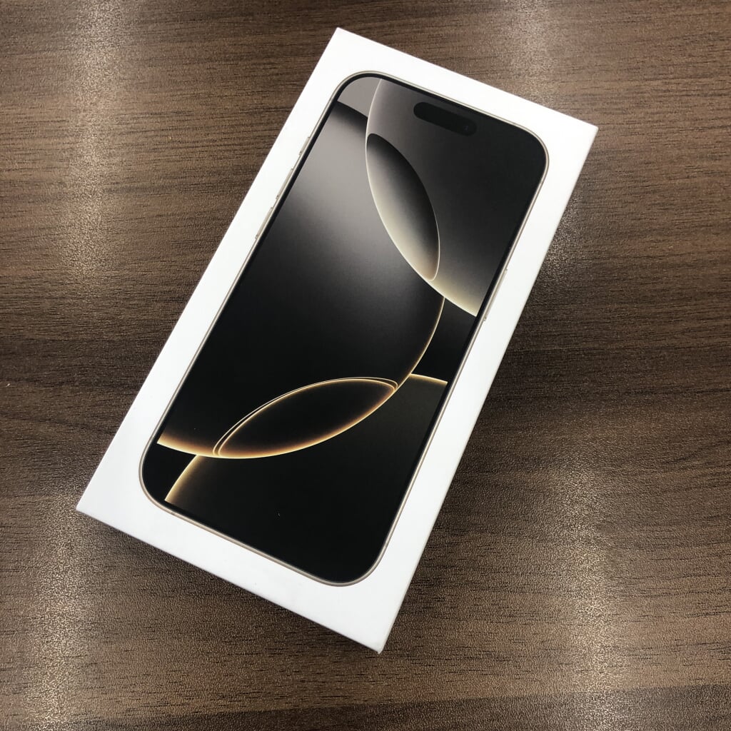 docomo/SIMロック解除 iPhone16Pro 256GB ナチュラルチタニウム MYN33J/A