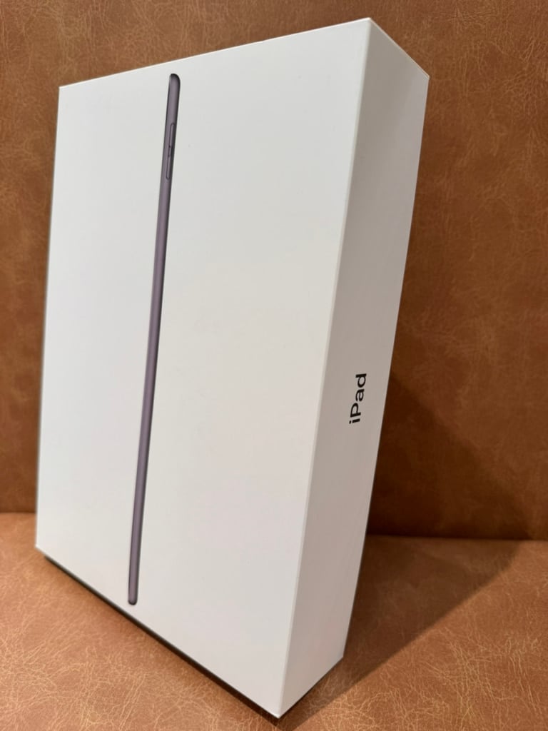 Apple iPad(第8世代) WI-FIモデル32GB MYL92CH/A