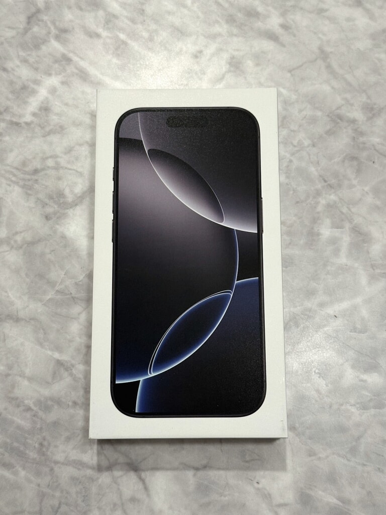 SIMロック解除(Softbank) iPhone16ProMax 1TB ホワイトチタニウム MYWR3J/A