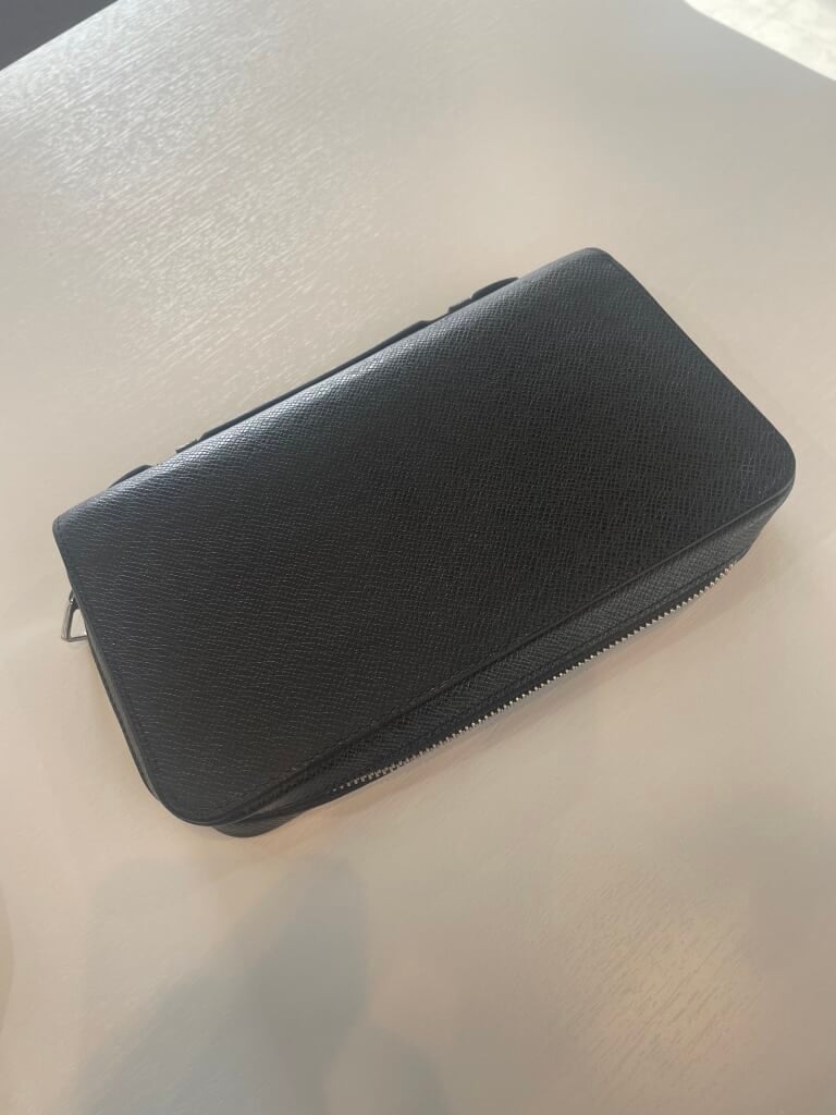 ルイヴィトン タイガ ジッピーXL M44275