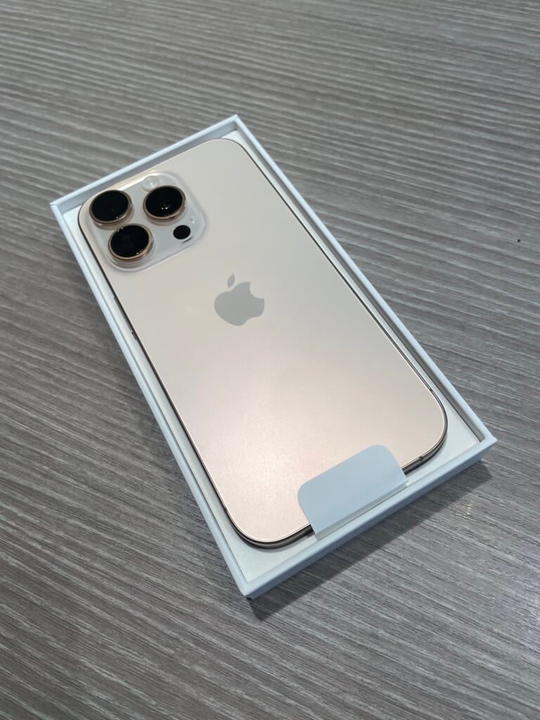 iPhone 16 Pro 512GB デザートチタニウム MYN63J/A