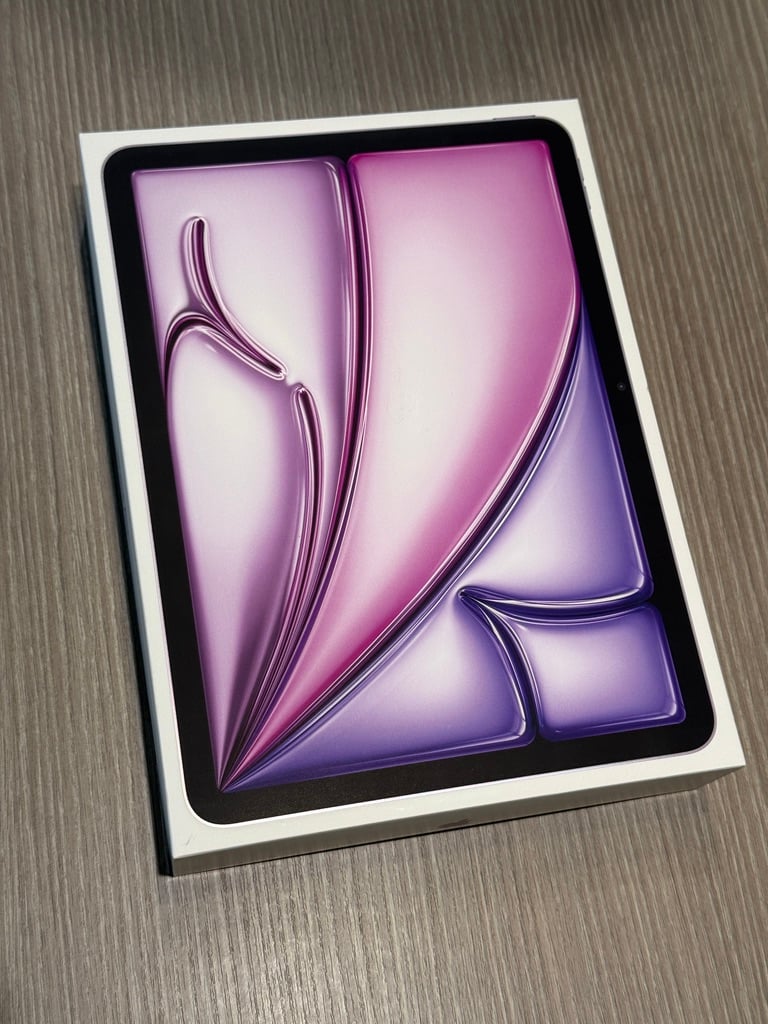 iPad Air 11インチ (M3) Wi-Fi 128GB MC9X4J/A