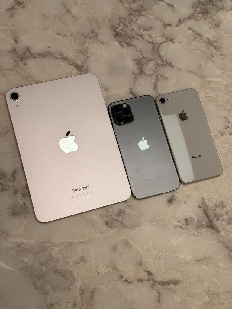 国内版SIMフリー iPhone12Pro MGM93J/A iPad mini MXN83J/A