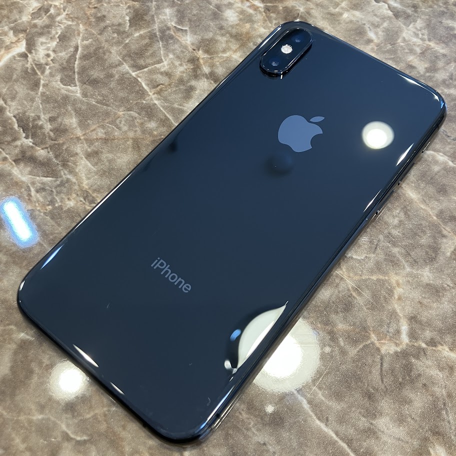 au iPhoneXS 256GB スペースグレイ MTE02J/A