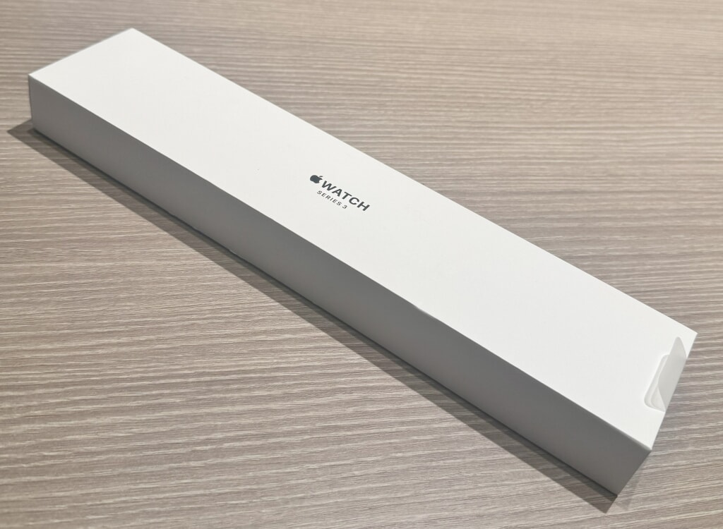 国内版SIMフリー Apple Watch Series3 GPSモデル 42mm ブラックスポーツバンド MTF32J/A